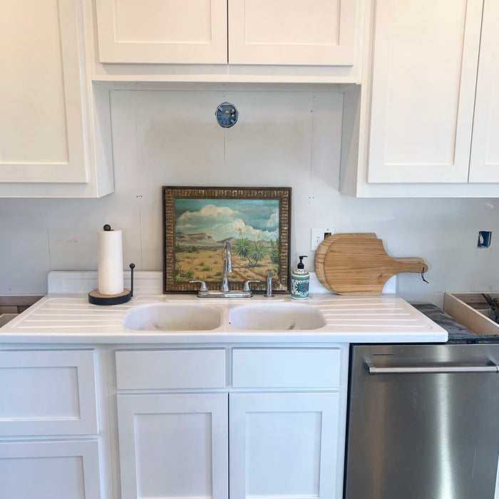 APARTMENT UPDATE: Cabinets are painted!