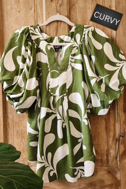CURVY Olive Botanical Print Short Sleeve Top