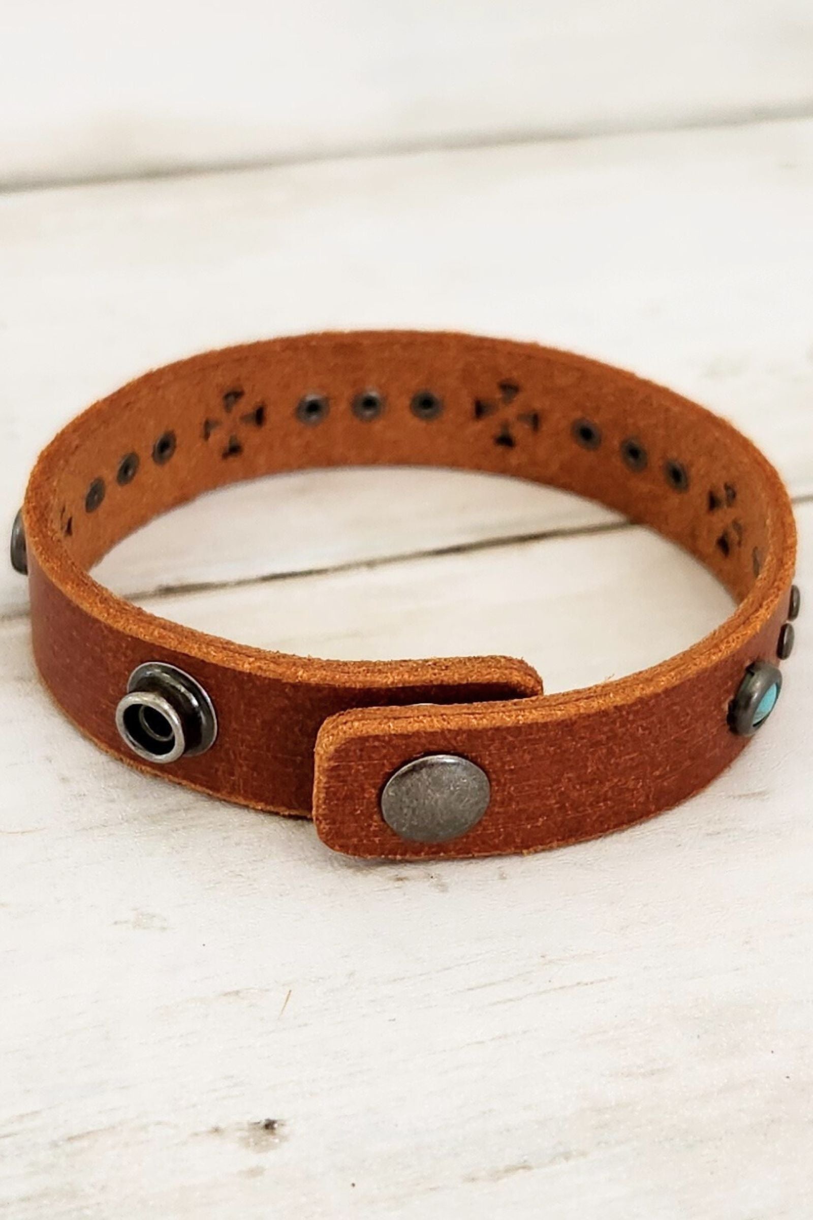Turquoise Stud Leather Bracelet