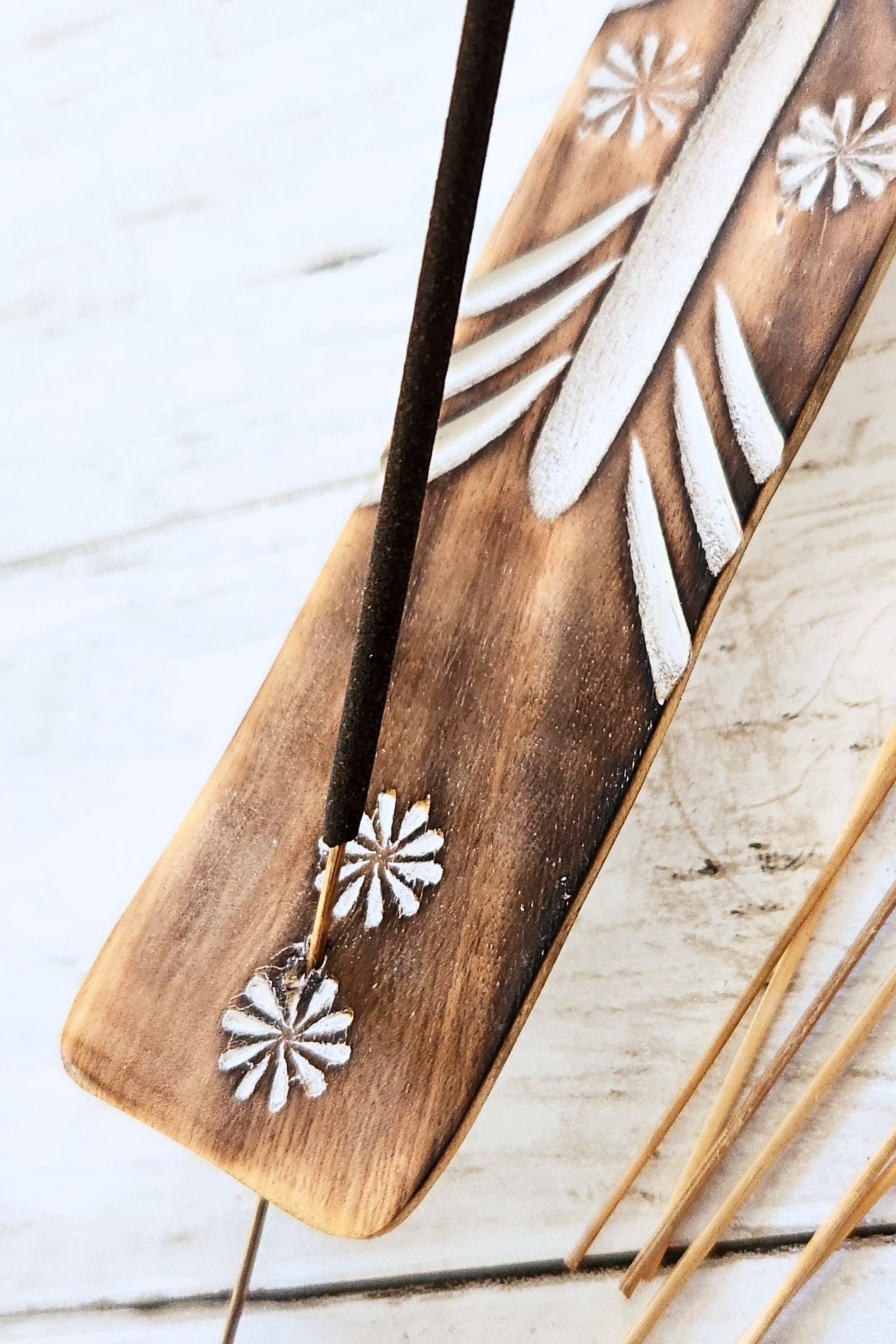 Mango Wood Incense Holder - Natural