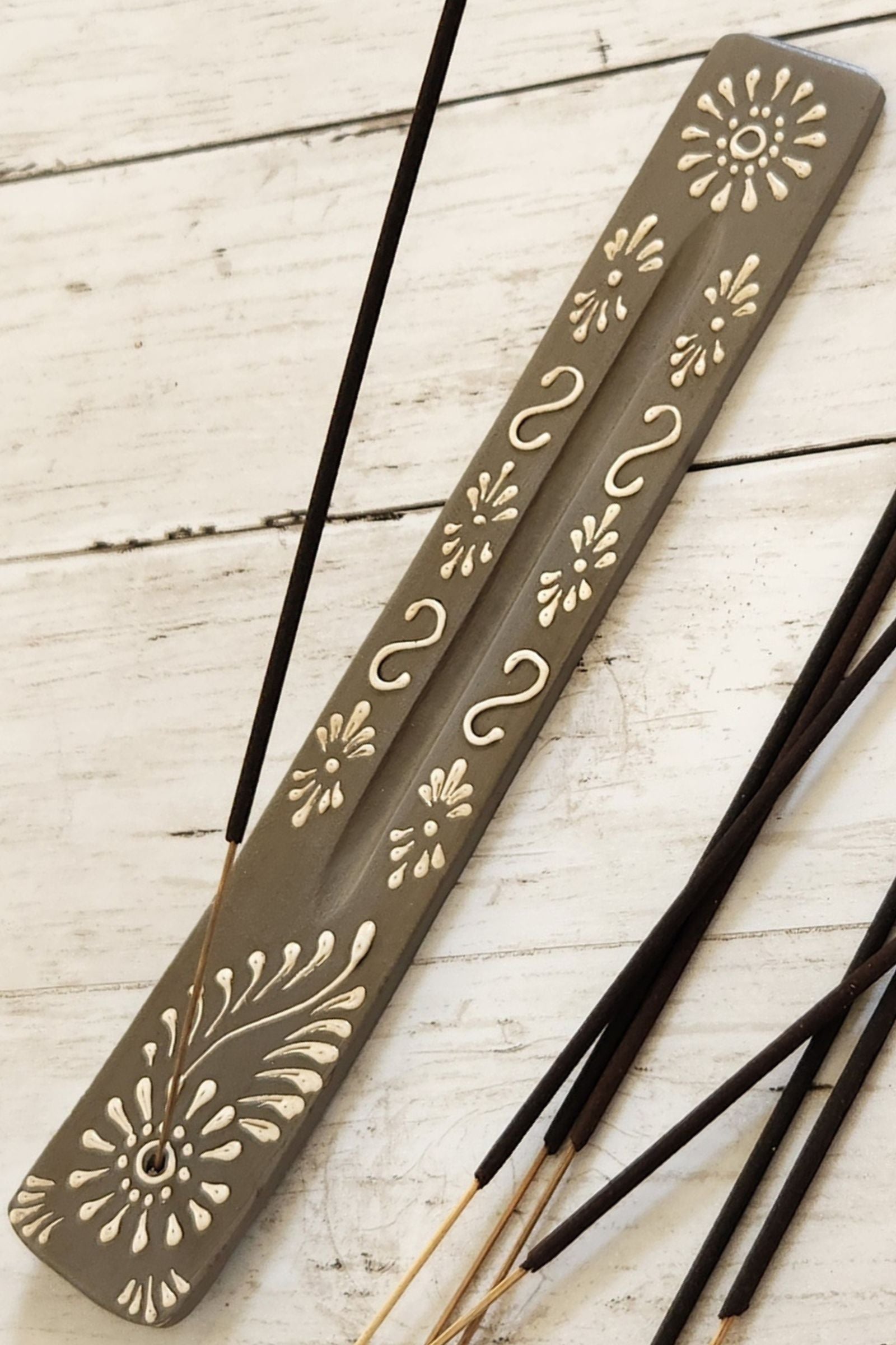 Mango Wood Incense Holder - Floral Gray