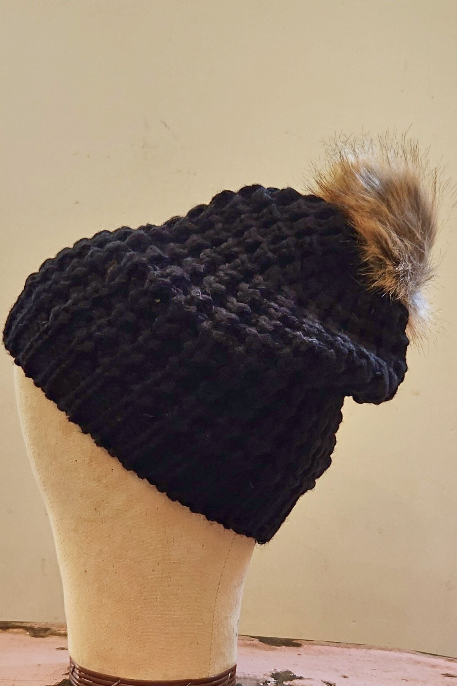 Black Textured Knit Fur Pom Beanie
