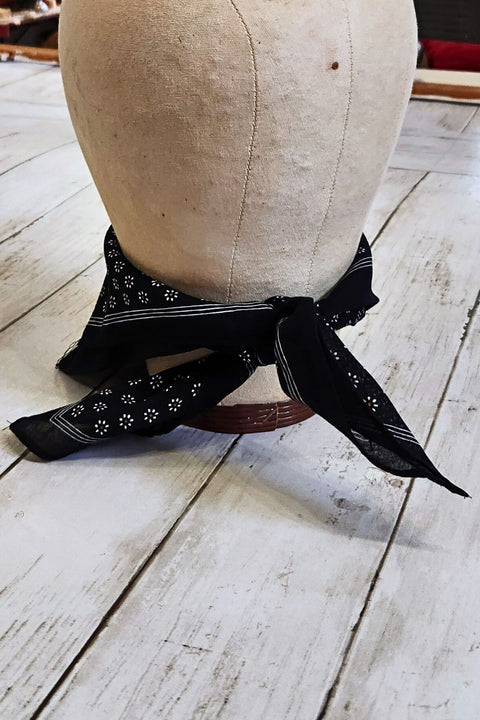 Cotton Daisy Black Bandana