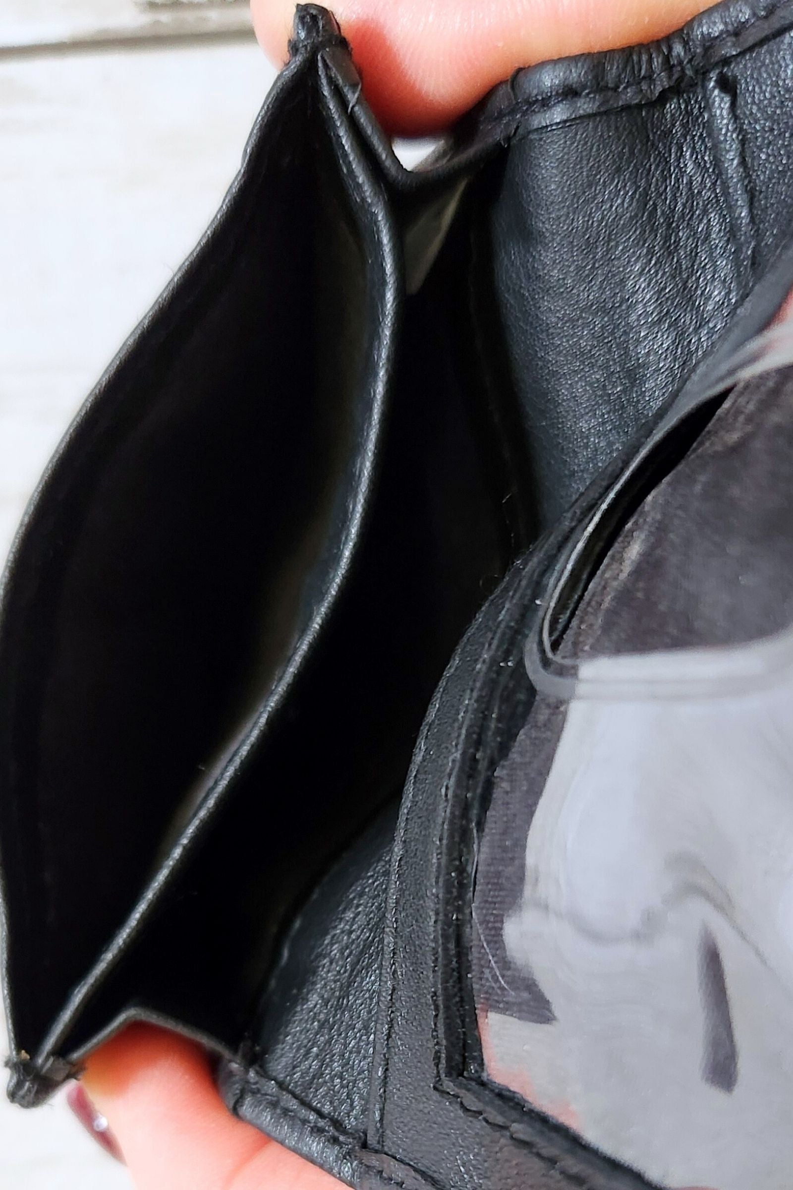 Black Cowhide Leather RFID Wallet