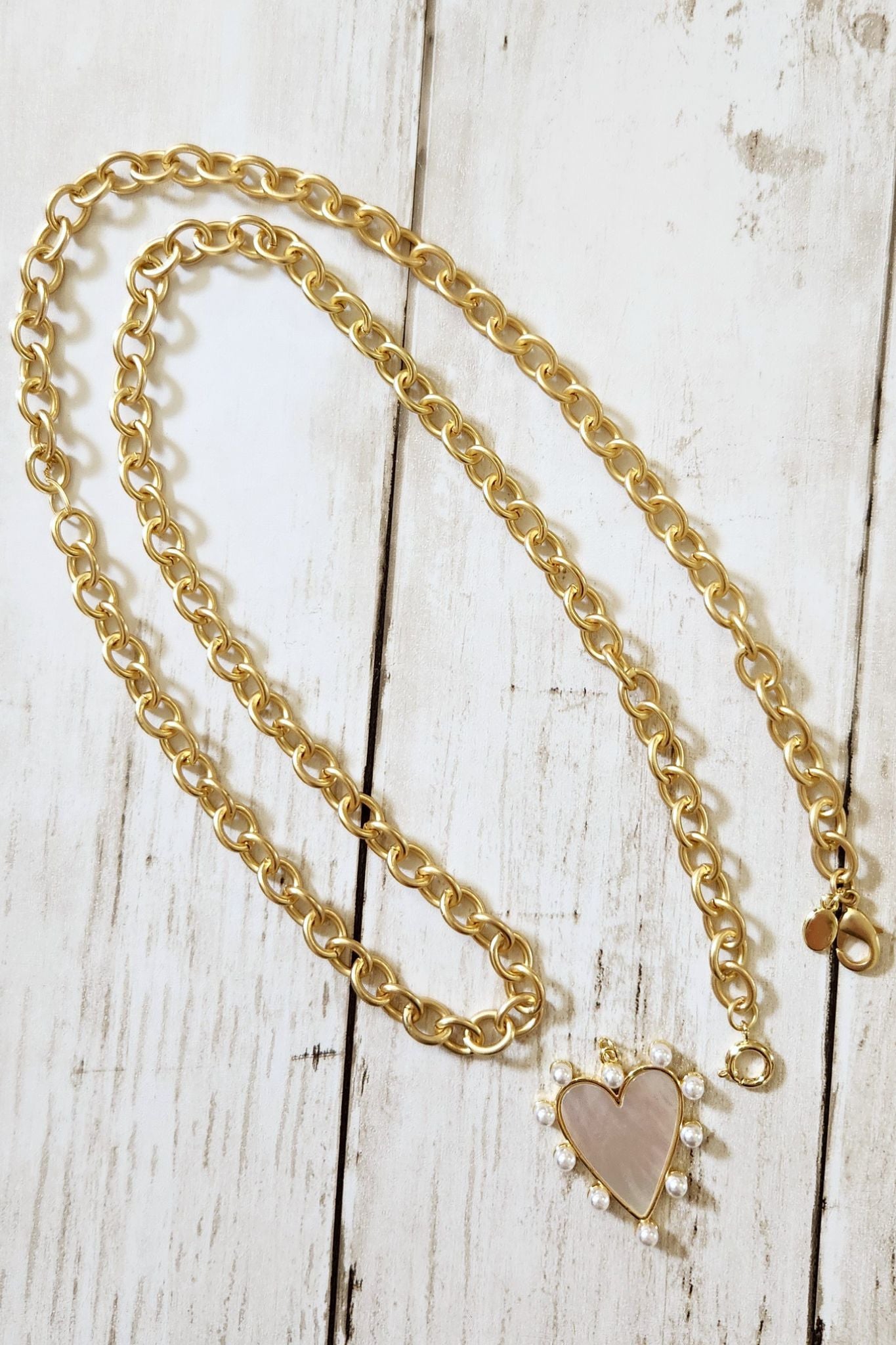 Pearl Heart Gold Choker Necklace
