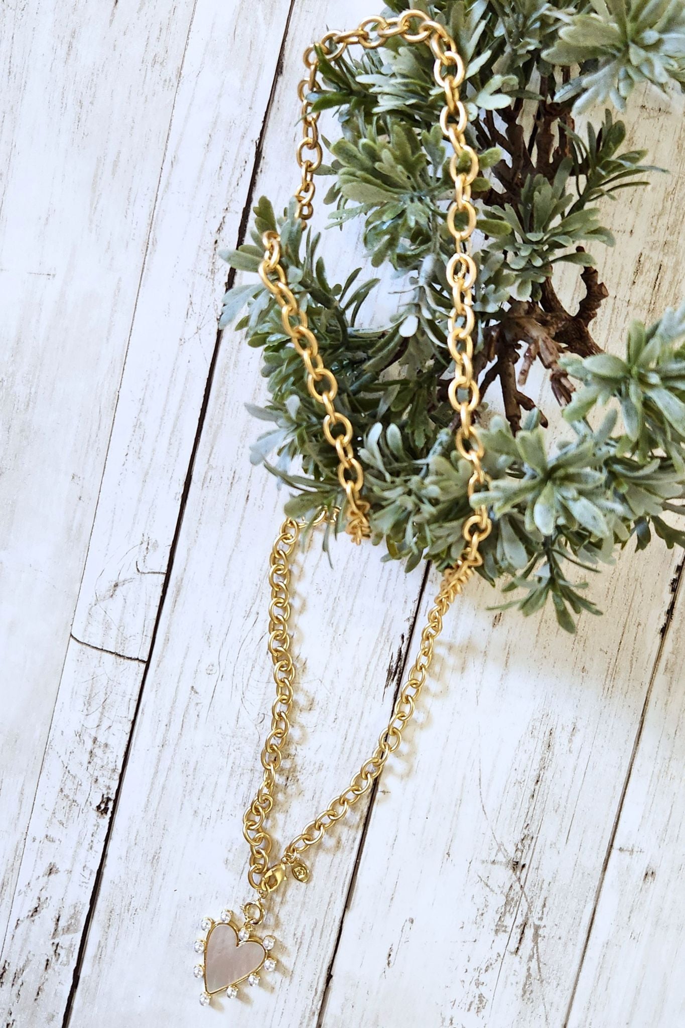 Pearl Heart Gold Choker Necklace
