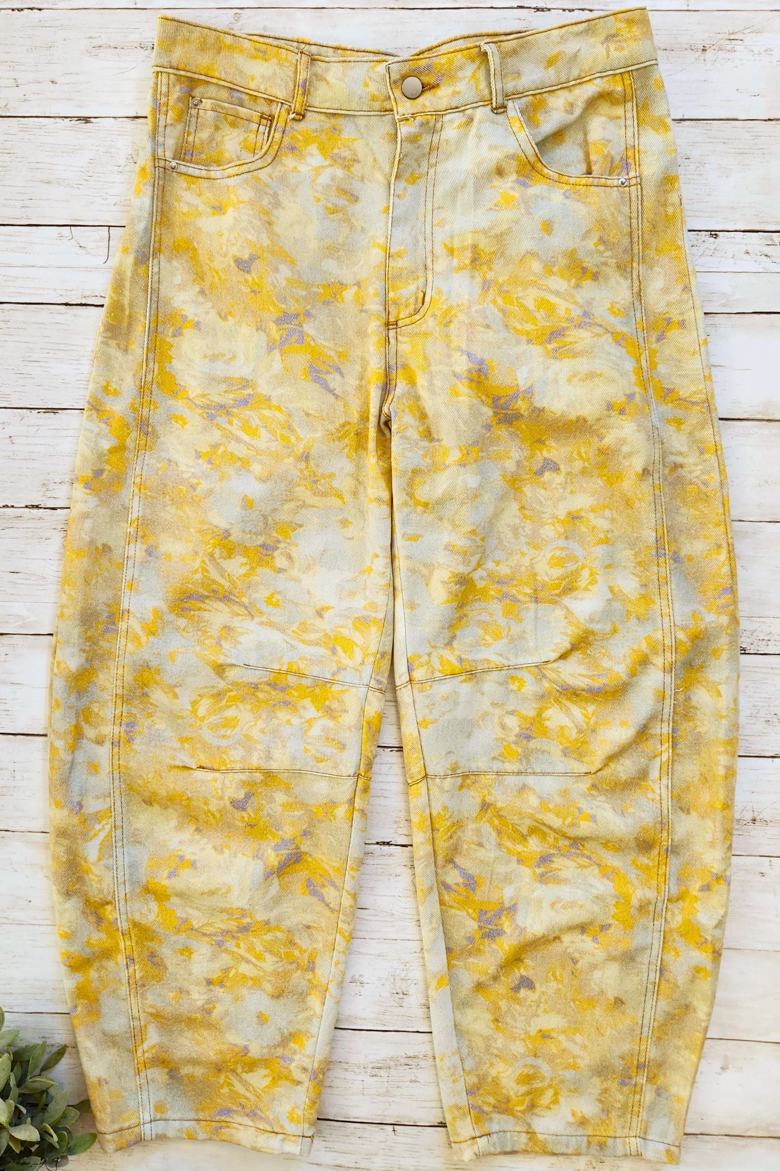Floral Print Barrel Jeans
