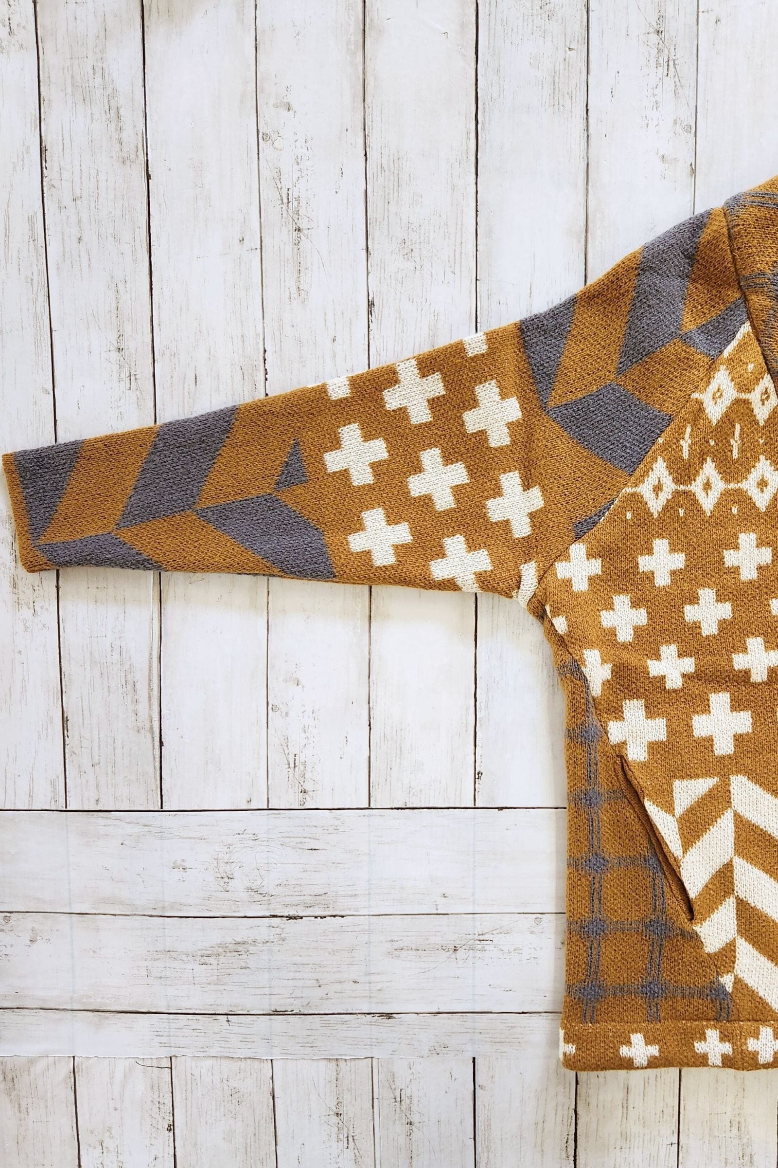 Sierra Spirit Camel Geometric Cardigan Sweater
