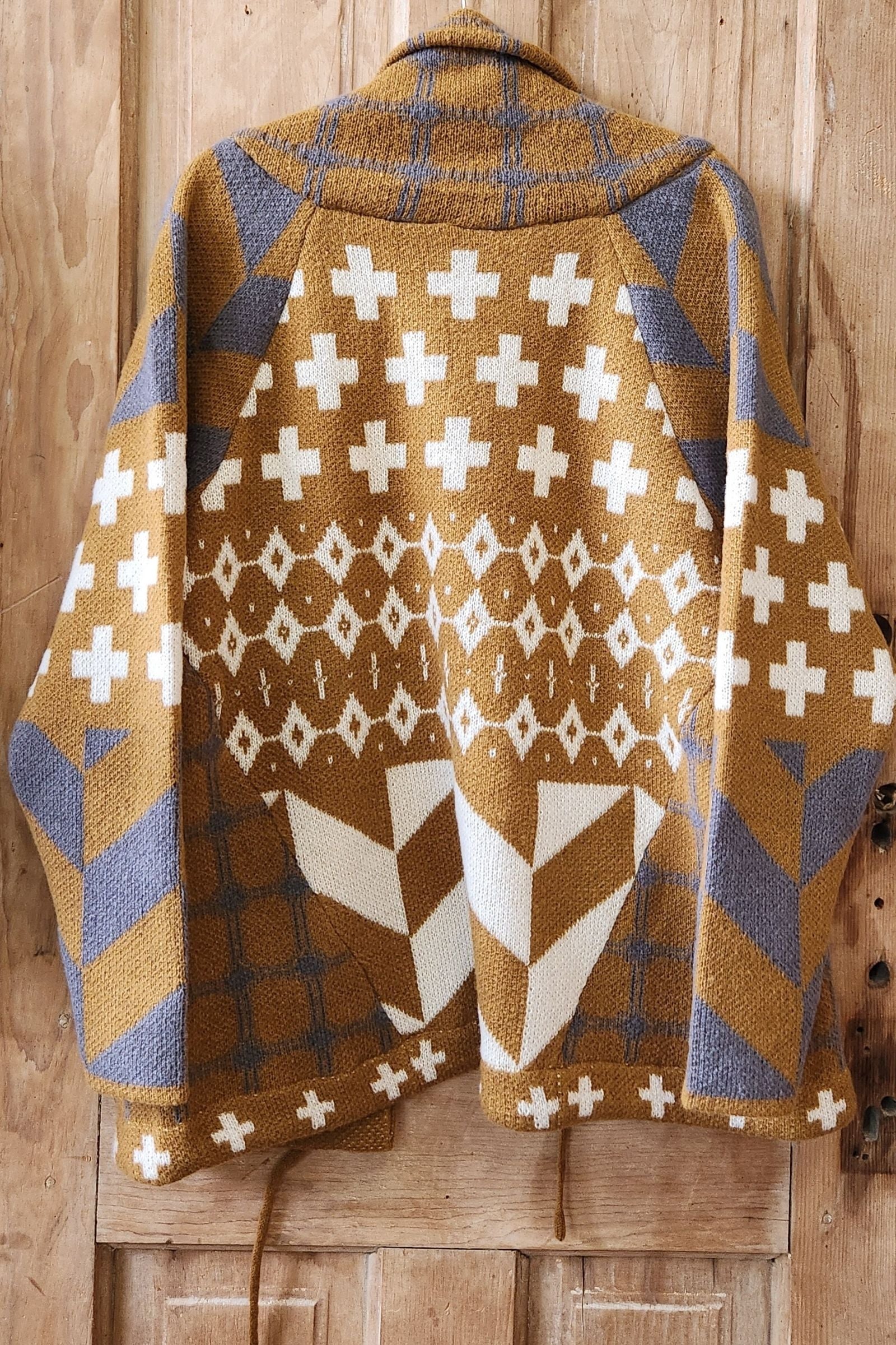 Sierra Spirit Camel Geometric Cardigan Sweater