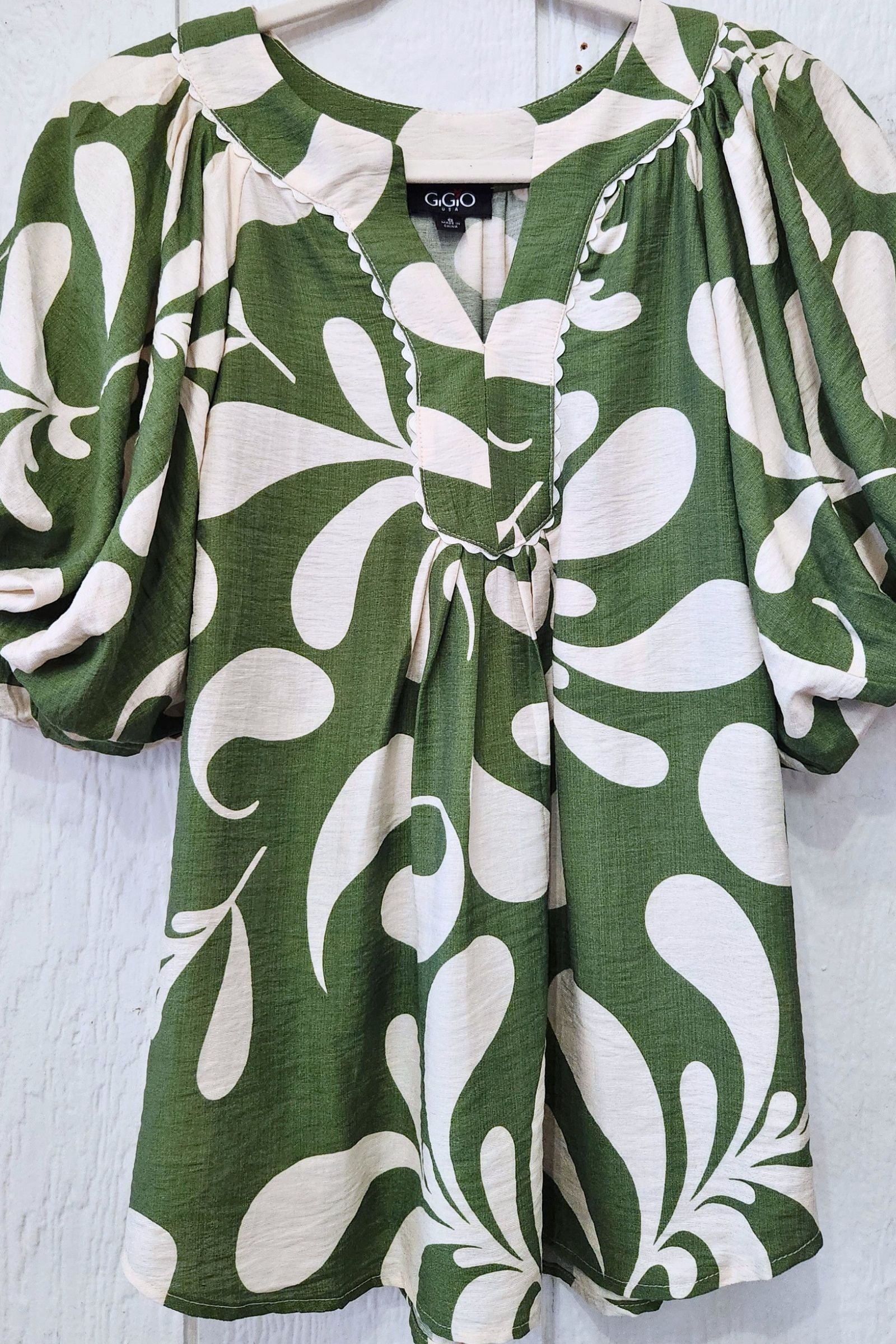Olive Botanical Print Short Sleeve Top