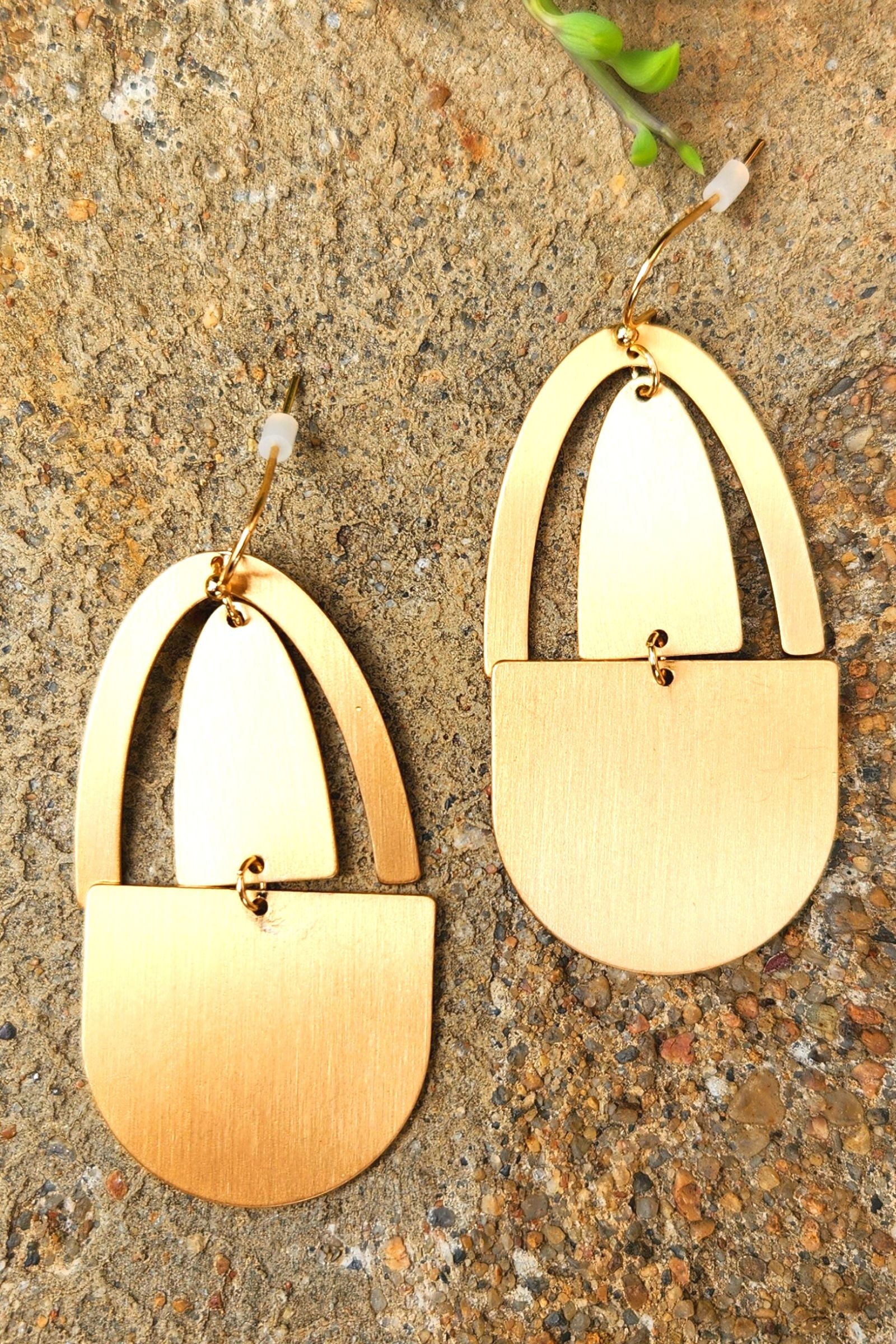Geometric Oval Golden Earrings