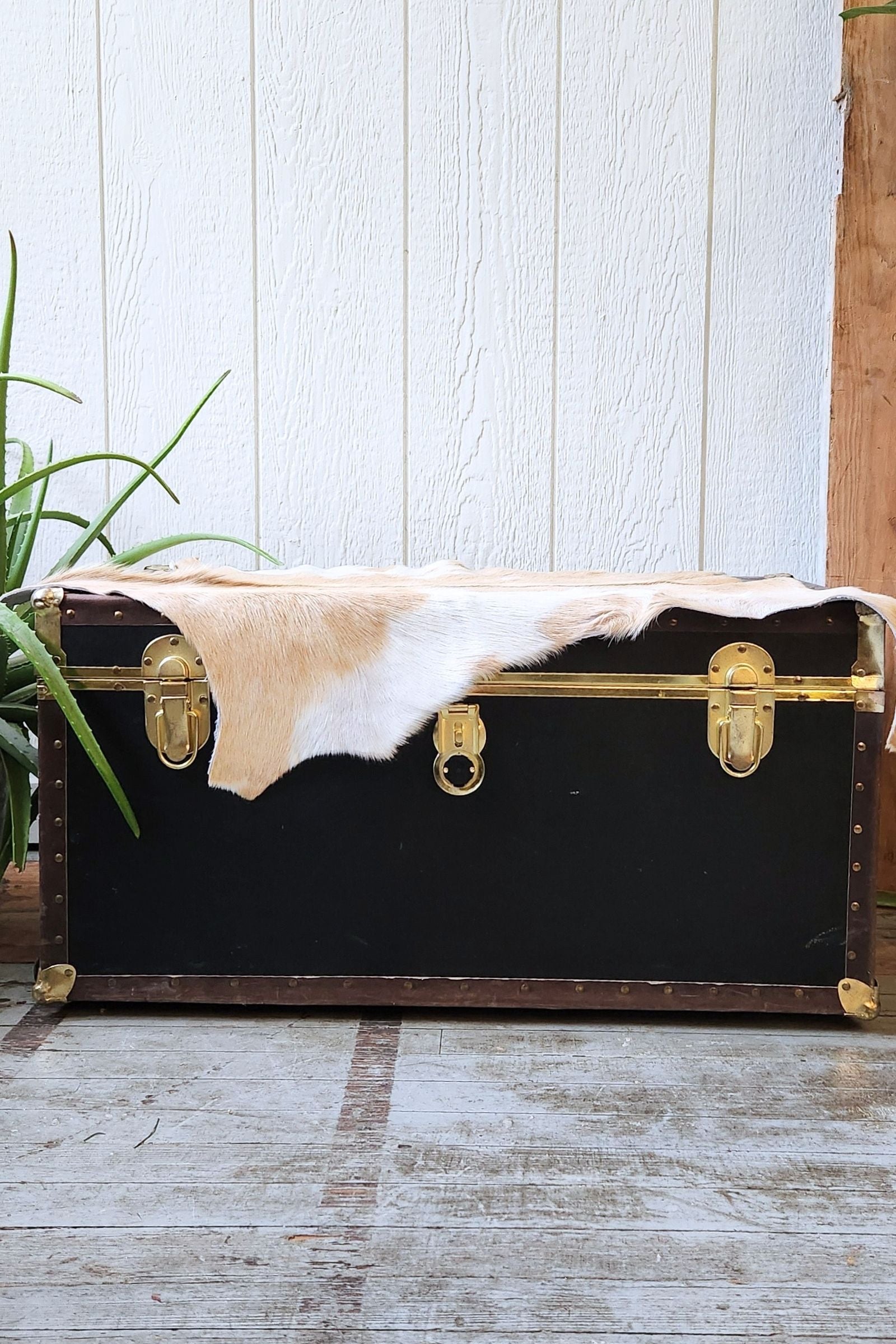 Blonde & White Goat Hide Rug #429