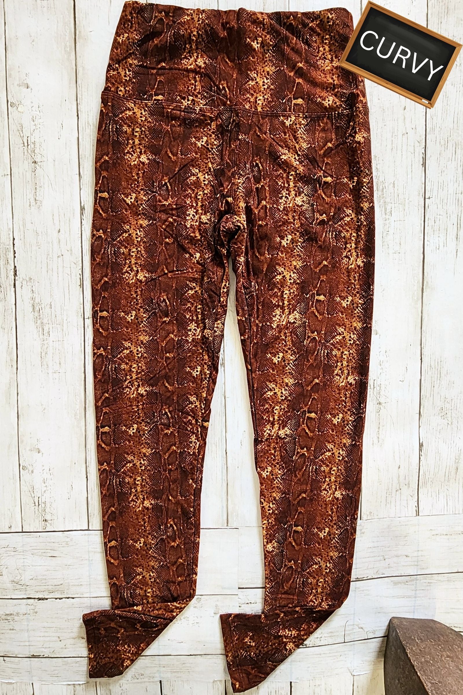 CURVY Scarlett Snake Print Yoga Legging