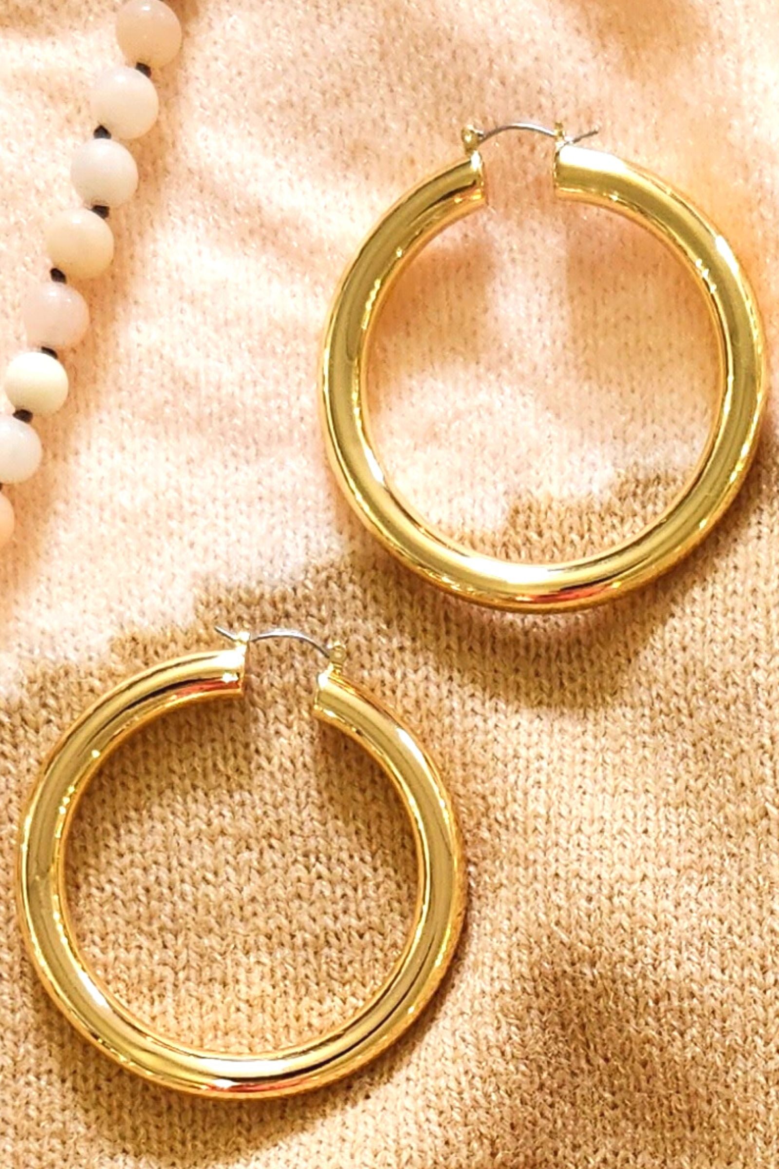 Gold Pin Hollow Hoop Earrings