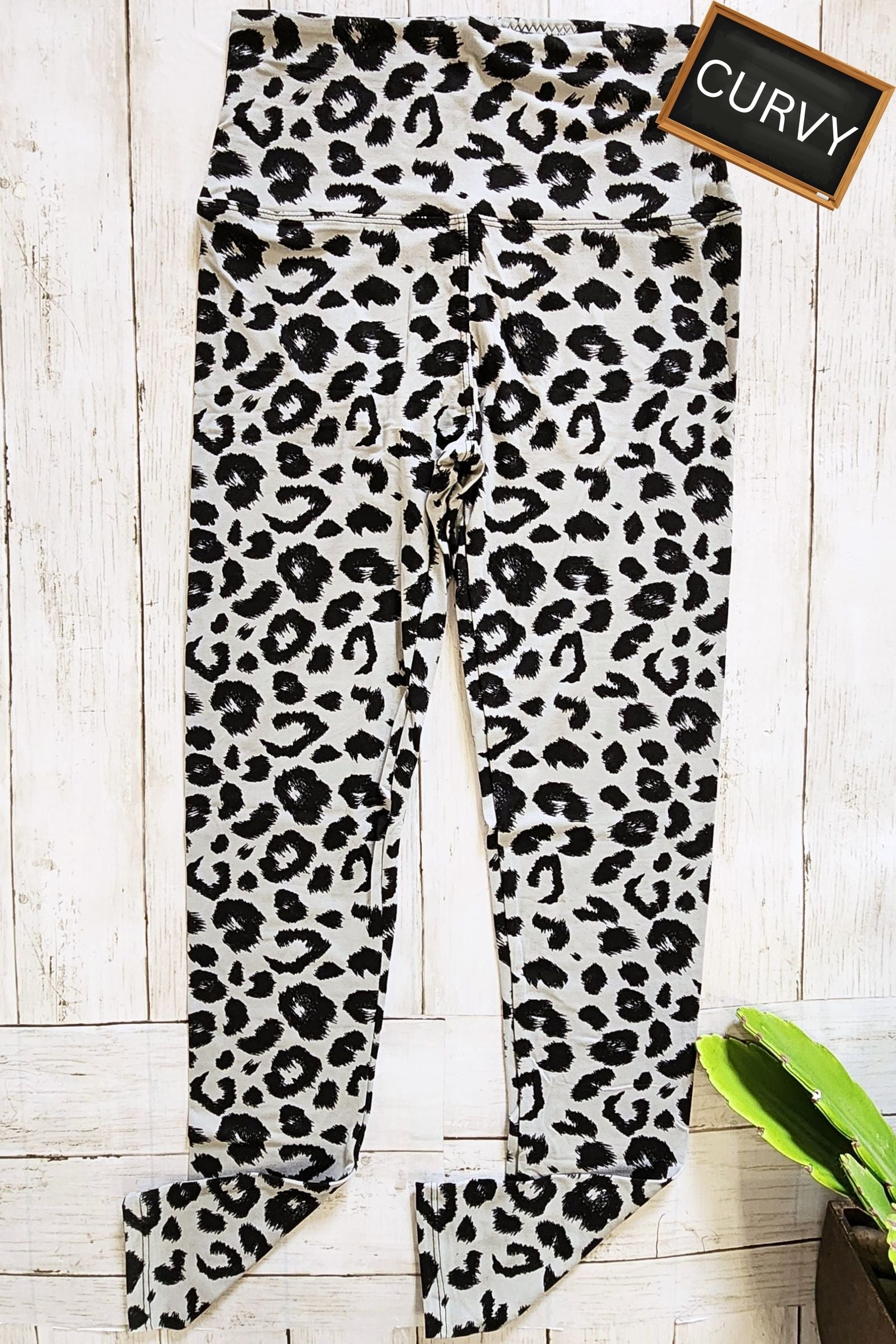 CURVY Black & Gray Leopard Print Yoga Legging
