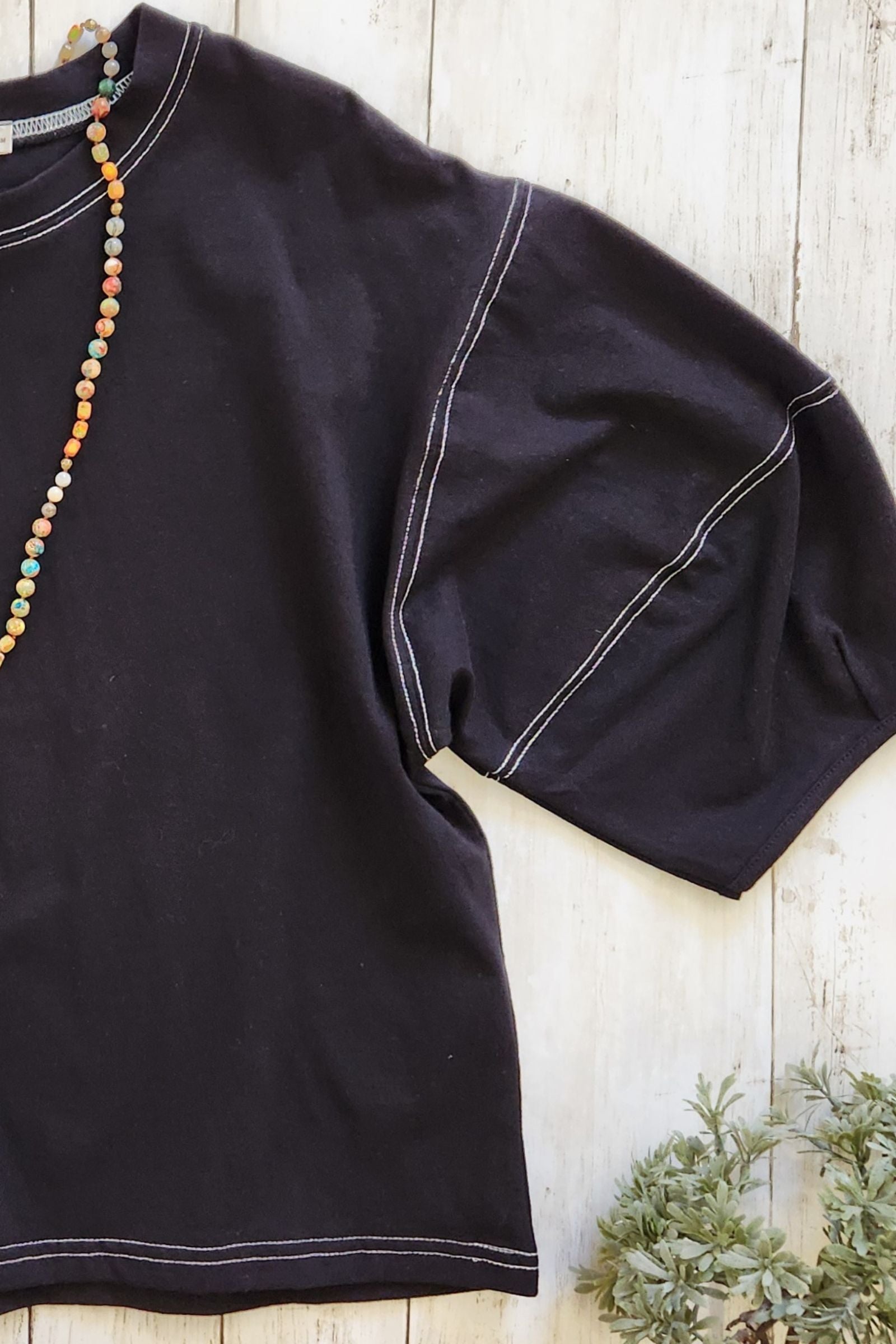 Black 3/4 Balloon Sleeve Top