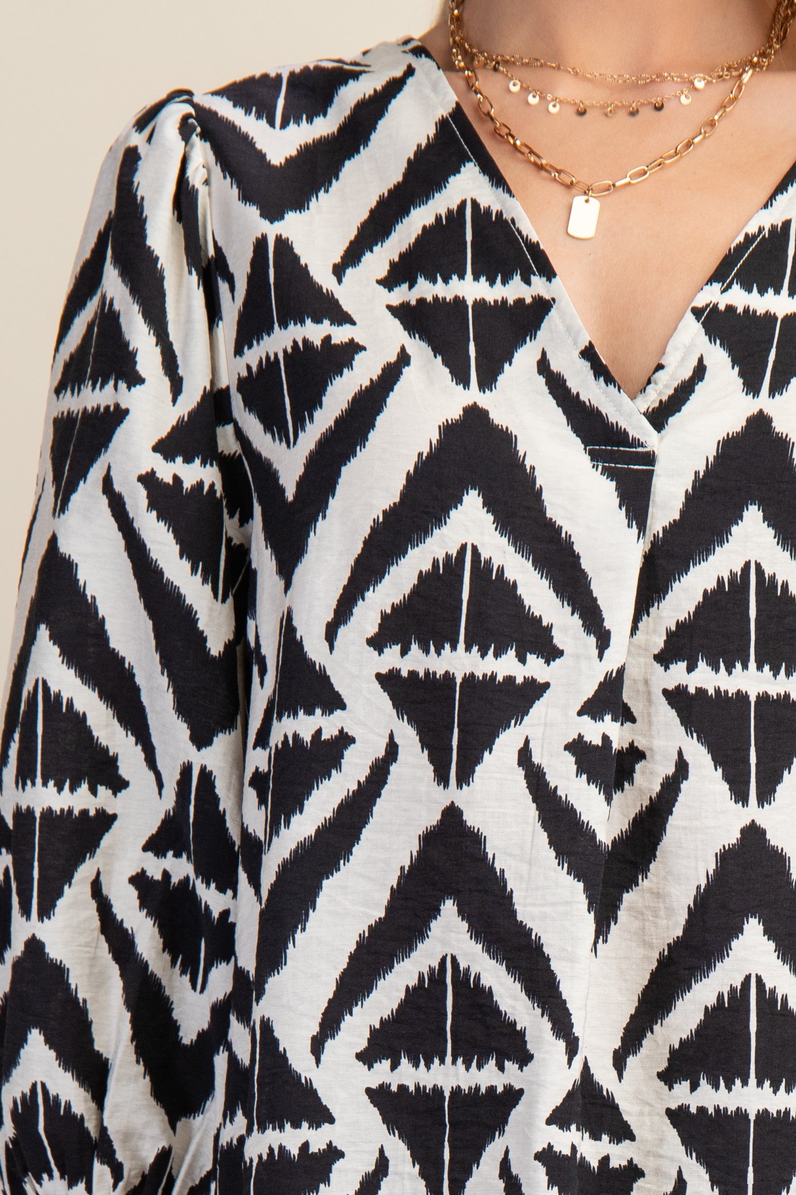 CURVY Black & White Ikat Print Blouse