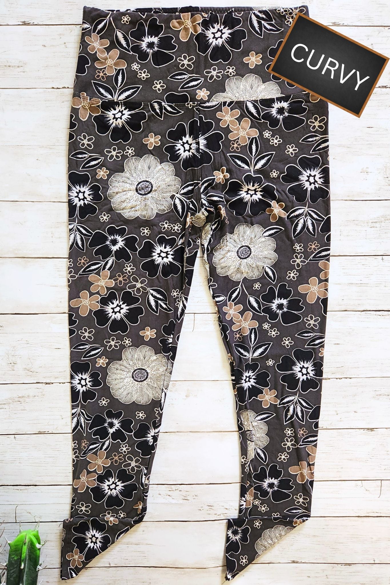 CURVY Mocha Floral Yoga Legging