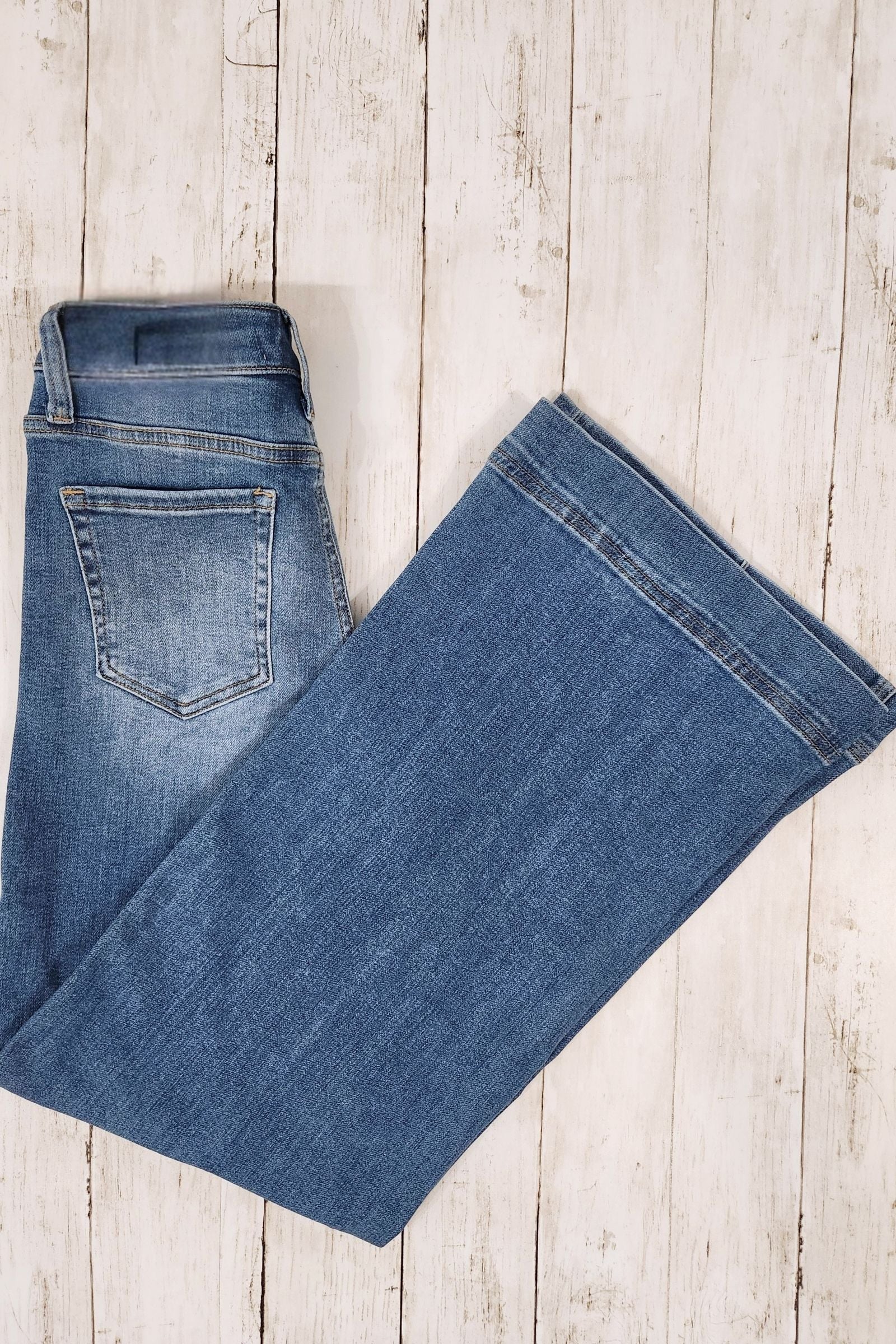 Medium Wash Wide Leg Pintuck Denim Jeans