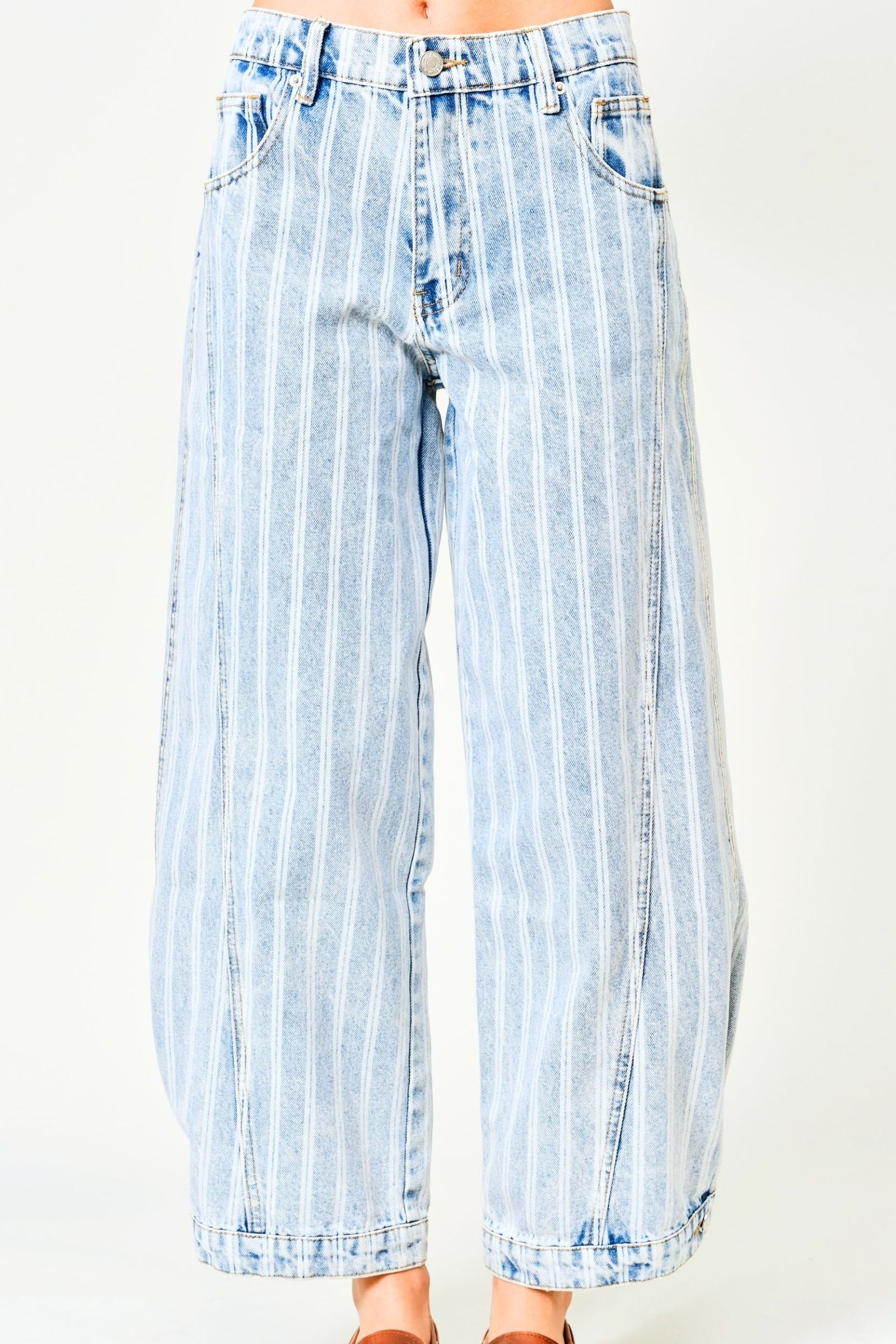Striped Denim Balloon Washed Jeans