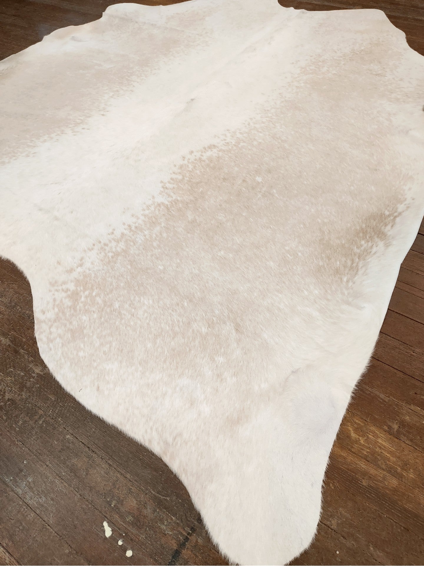 Pale Spotted Palomino Cowhide Rug #2967