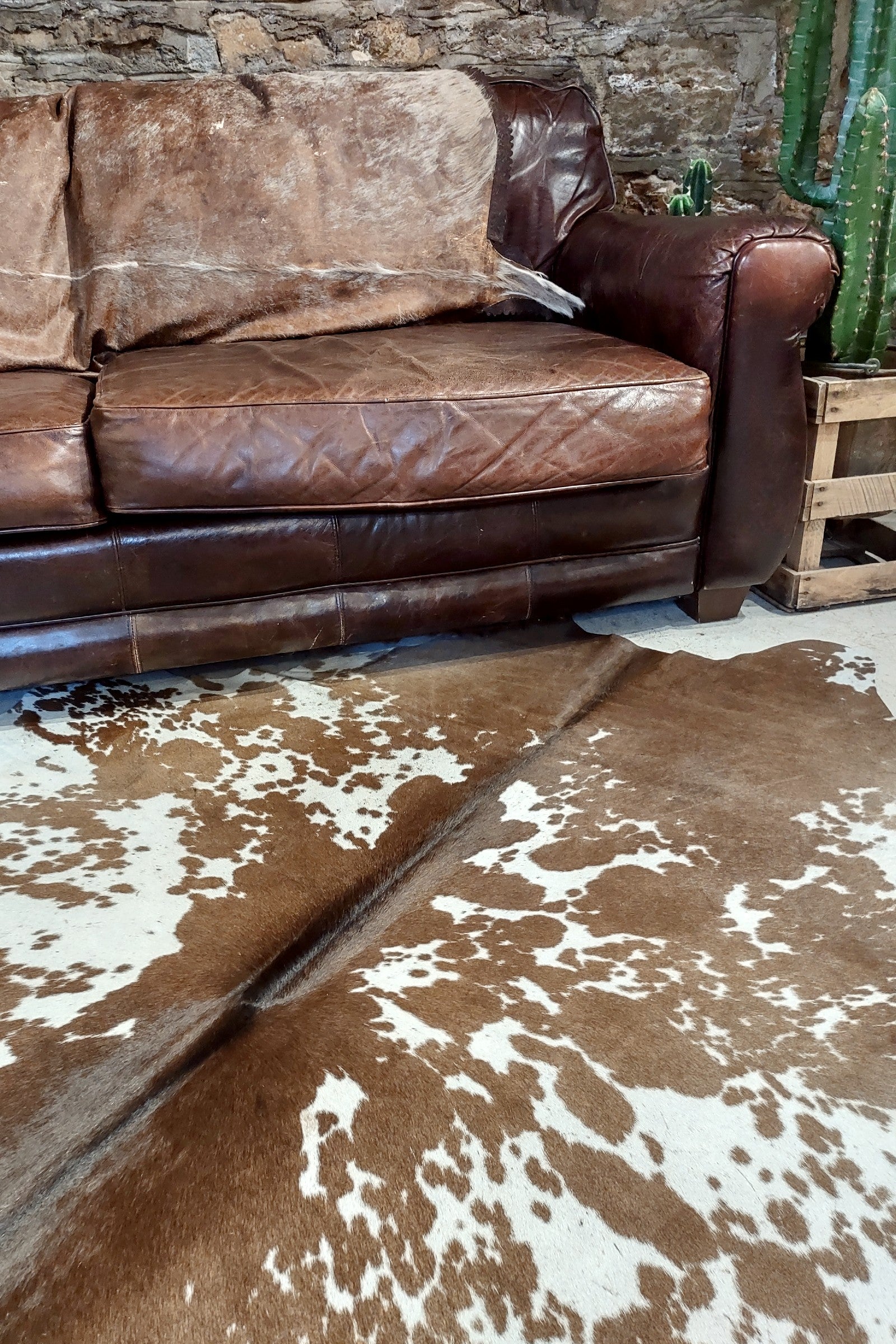 Brown & White Spotted Cowhide Rug #2970