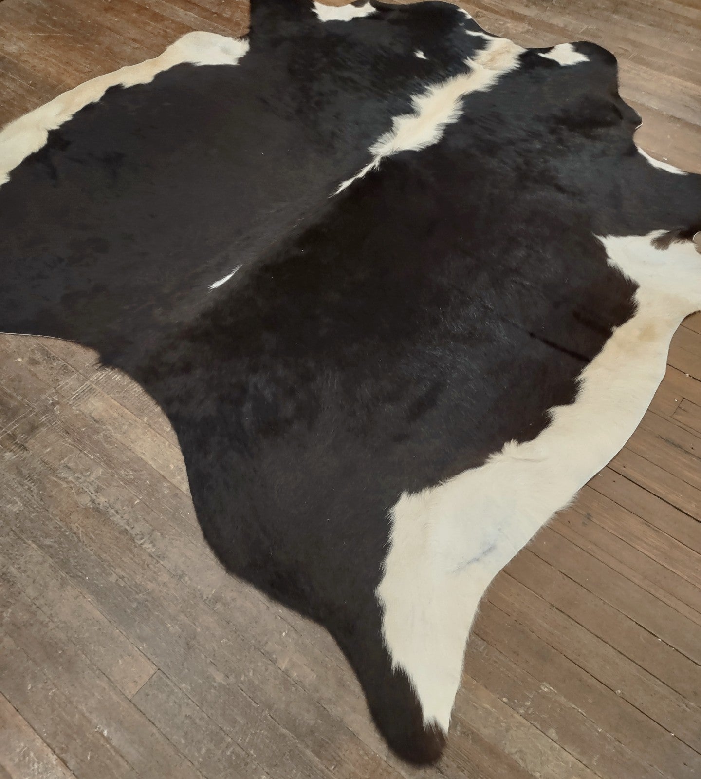 Black & White Cowhide Rug #2998