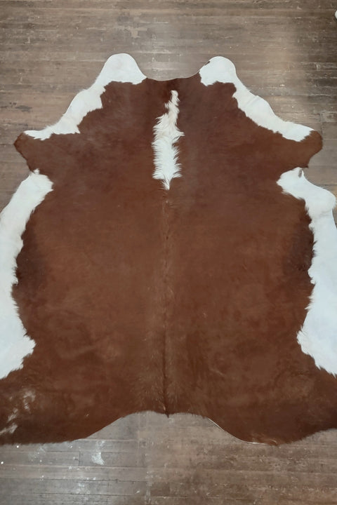 Reddish Brown & White Cowhide Rug #3009