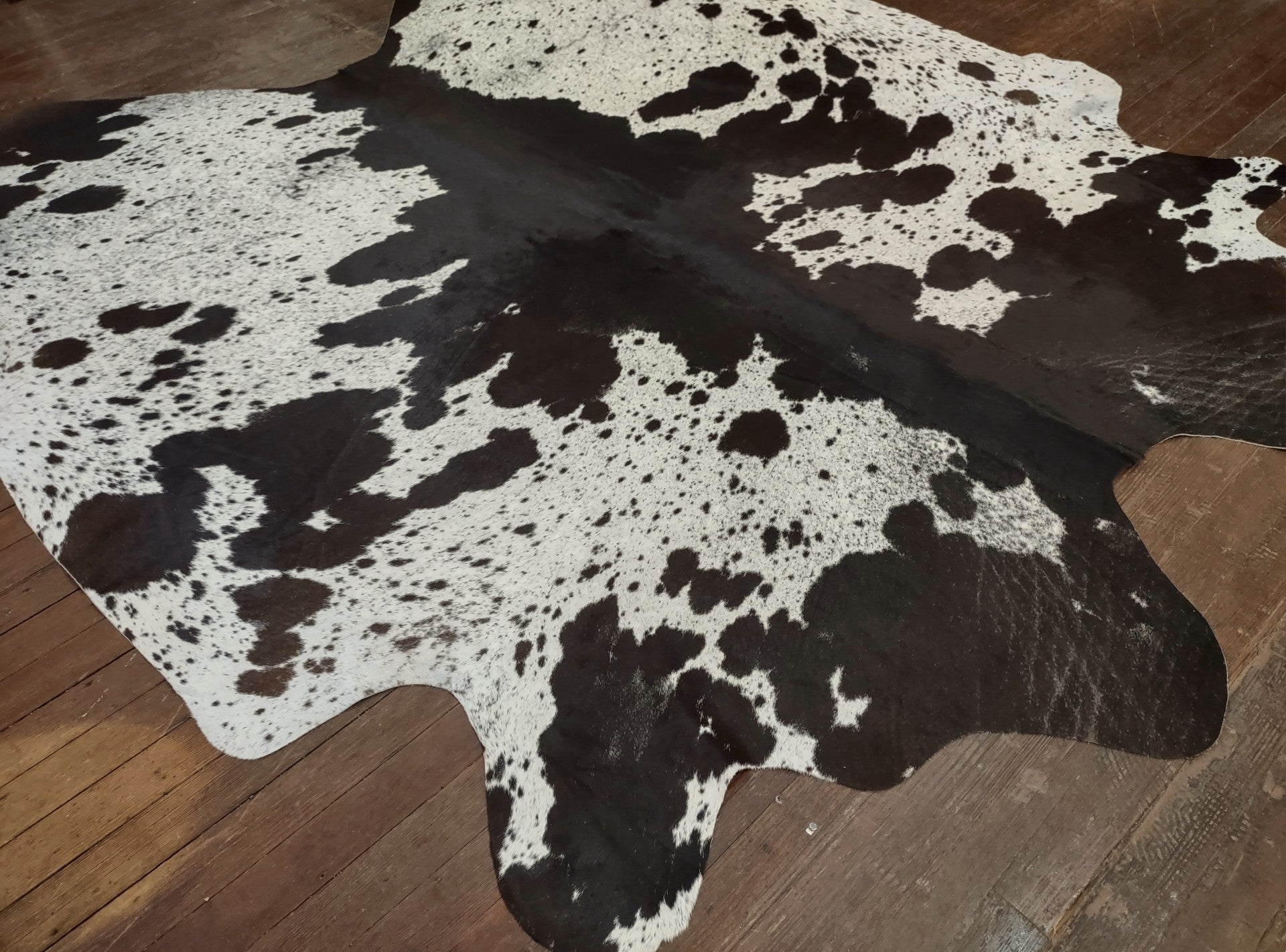 Black & White Speckled Cowhide Rug #3015