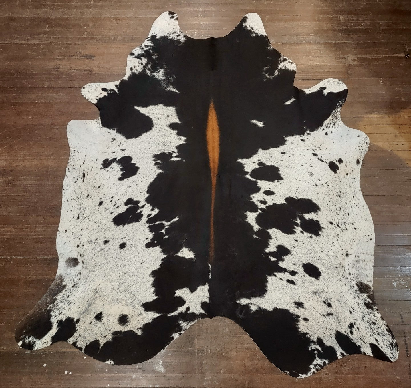 Black & White Spotted Cowhide Rug #3016