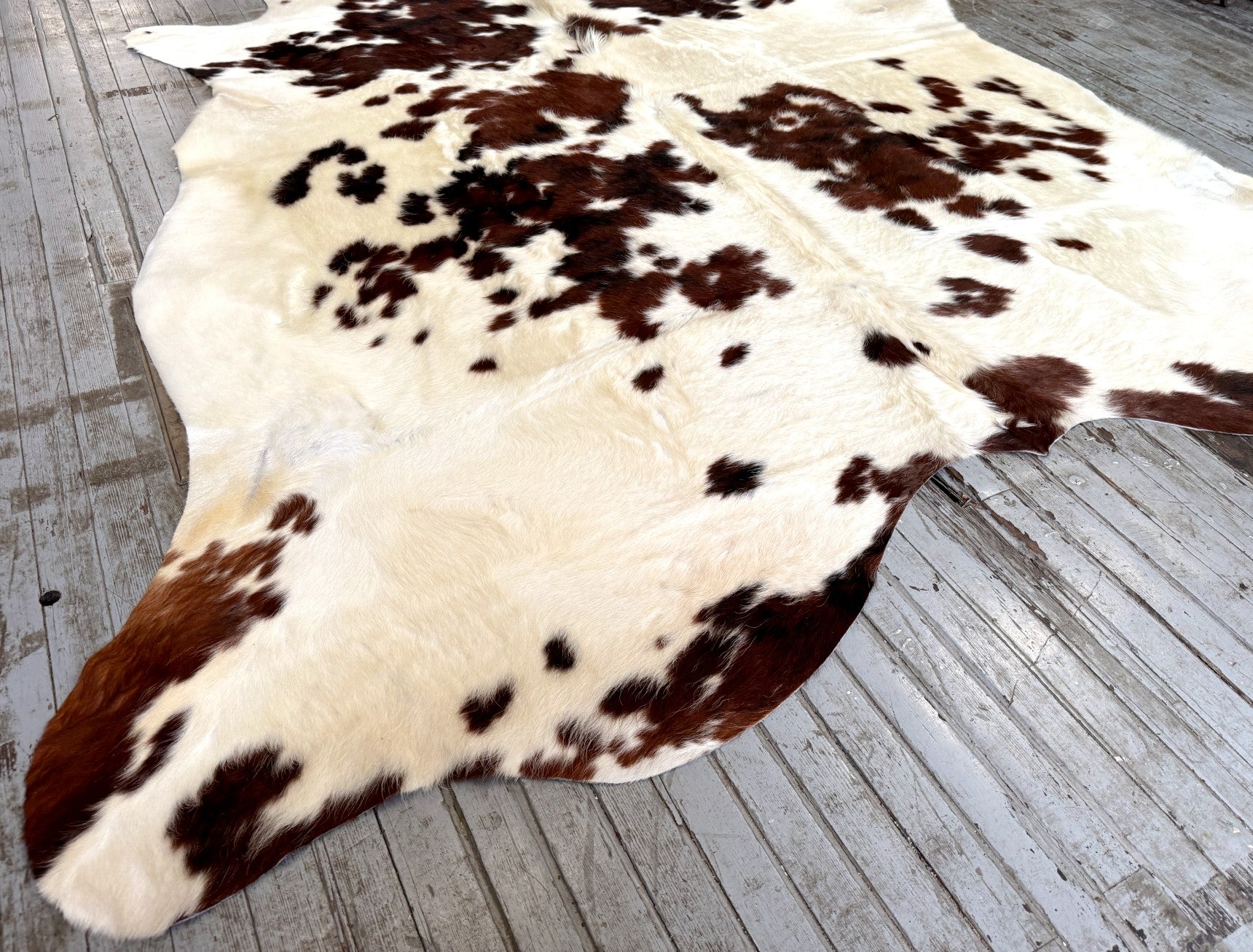 White & Red Spotted Cowhide Rug #3093