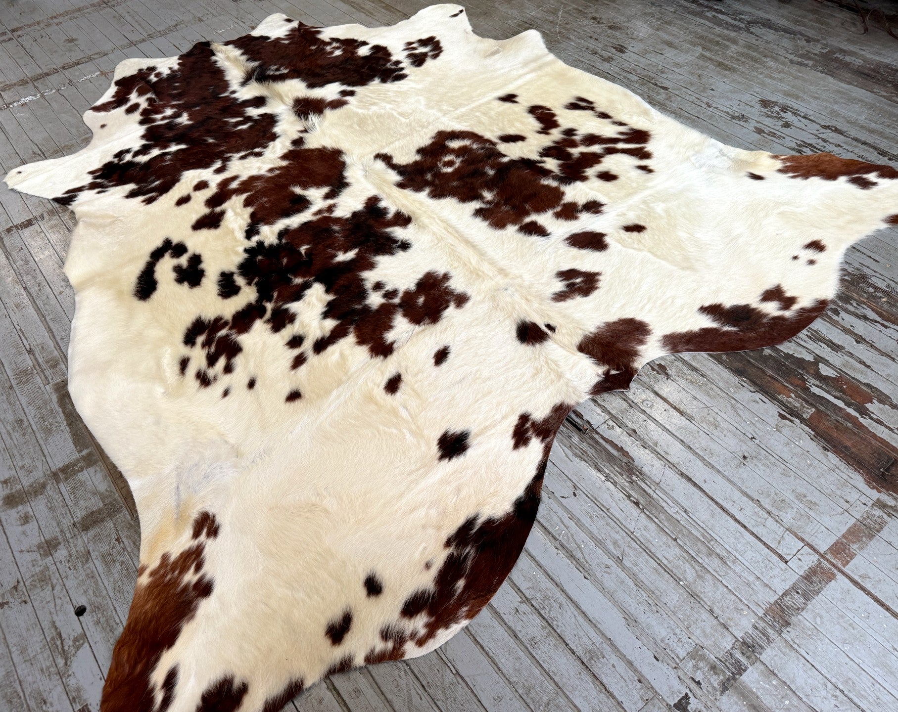 White & Red Spotted Cowhide Rug #3093
