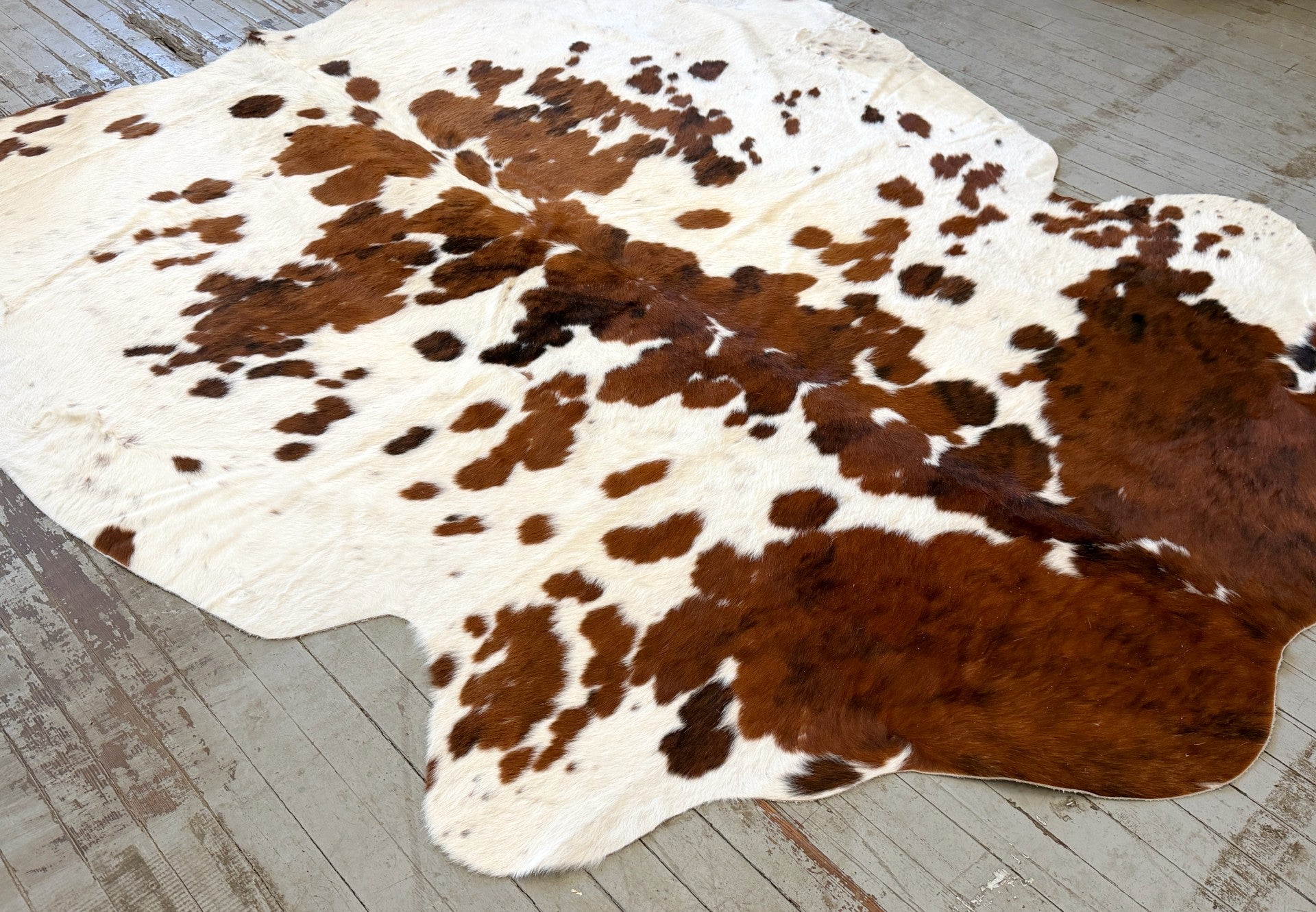Brown & White Spotted Cowhide Rug #3132