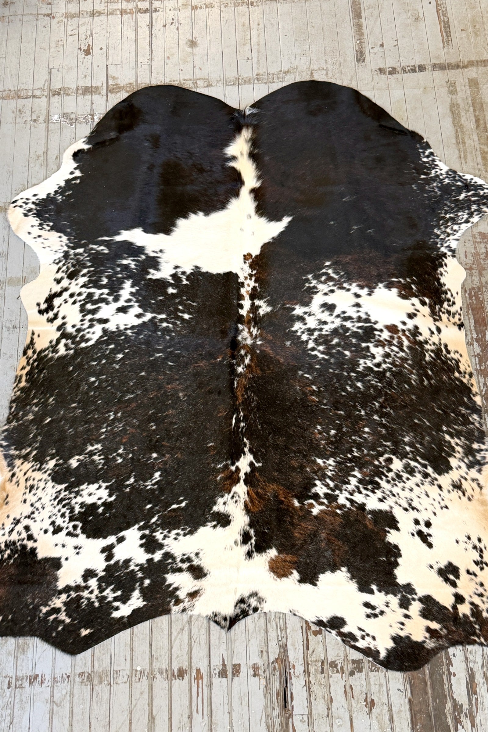 Black & White Spotted Cowhide Rug #3135