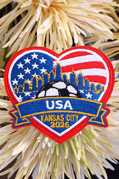 新品 SKINS USA国旗デザイン半袖ジャージ SITIP イタリア製 XL KC Heart USA Soccer 2026 Embroidered Patch — Cactus Creek Shop
