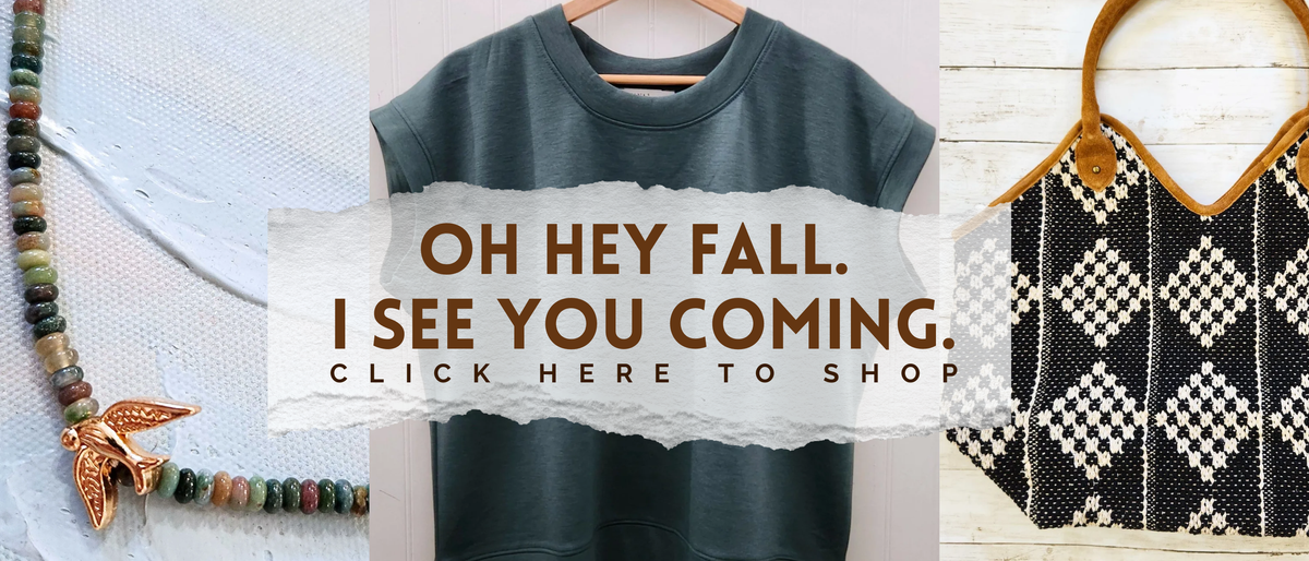 fall necklace, shirt & bag