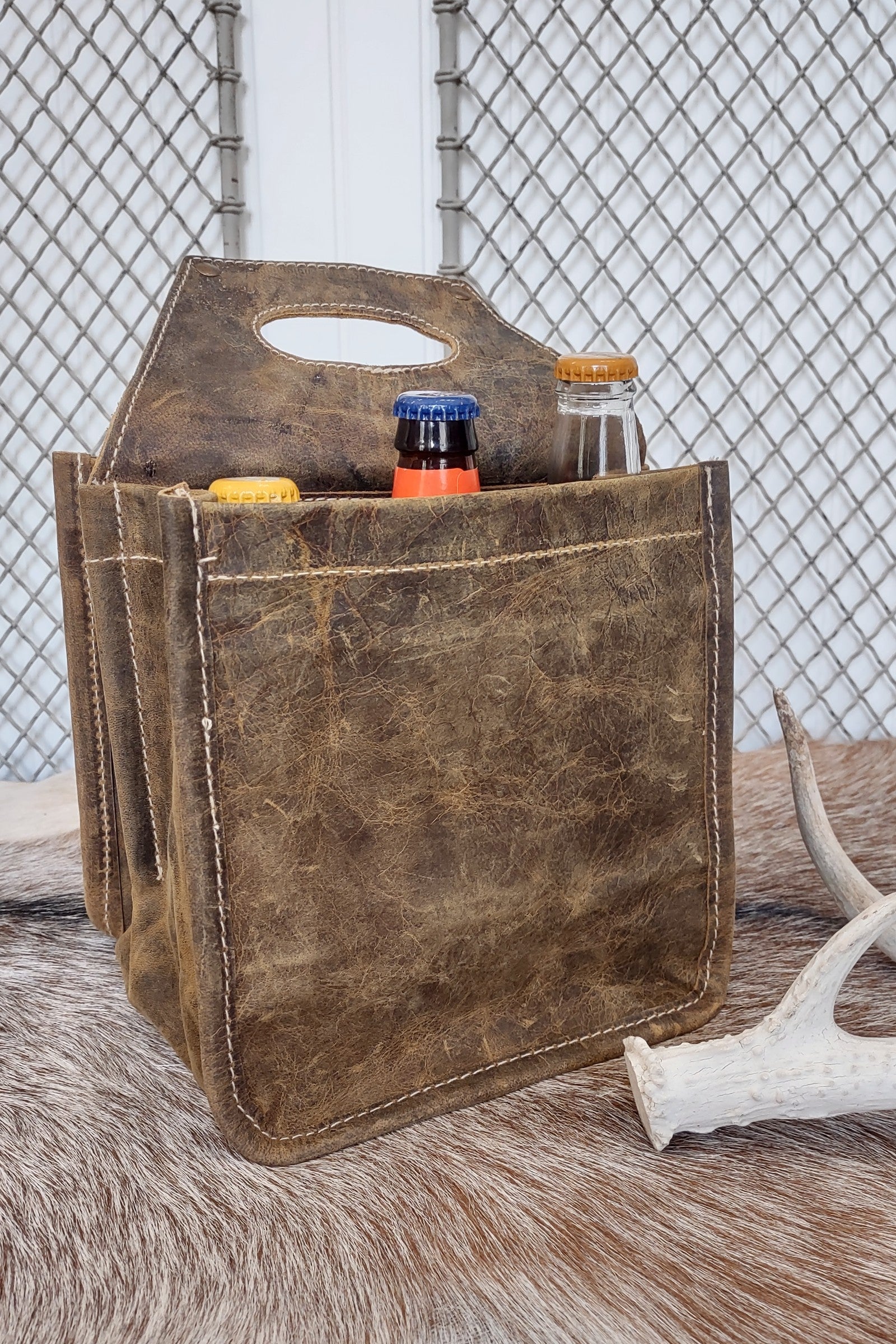 Date Palm Leather 6 Pack Drink Caddy